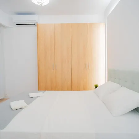 Amazing View - Iuliu Maniu & Politehnica Park Appartement *