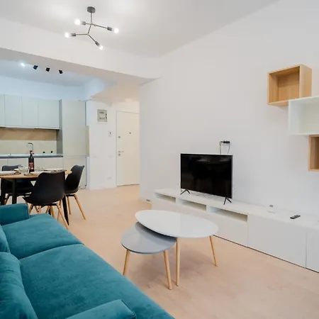 Amazing View - Iuliu Maniu & Politehnica Park Appartement Boekarest