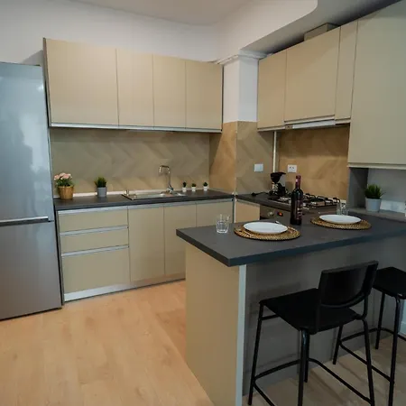 Amazing View - Iuliu Maniu & Politehnica Park * Boekarest