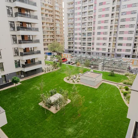 Apartment Amazing View - Iuliu Maniu & Politehnica Park Bucharest