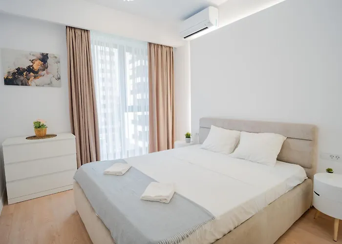 Amazing View - Iuliu Maniu & Politehnica Park * Bucarest