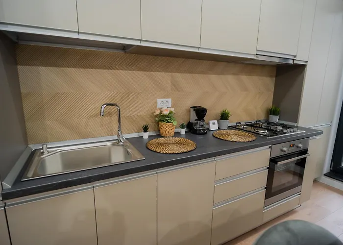 Amazing View - Iuliu Maniu & Politehnica Park Apartman