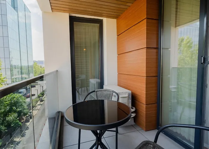 Amazing View - Iuliu Maniu & Politehnica Park * Bukarest