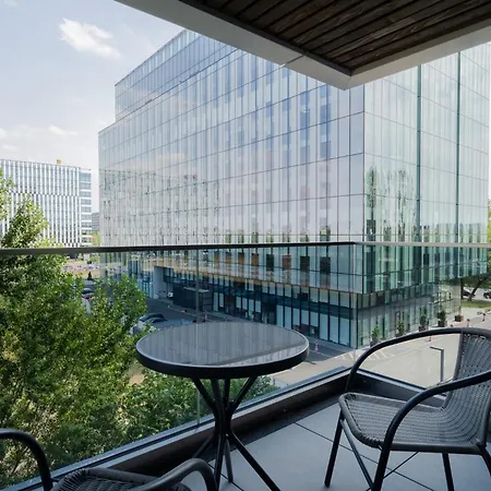 Amazing View - Iuliu Maniu & Politehnica Park Bukareszt